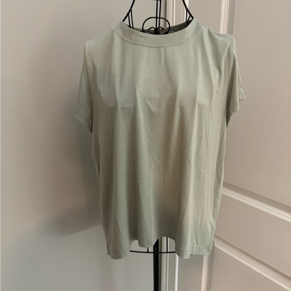 Athleta Green Athletic Tee in Size XXS